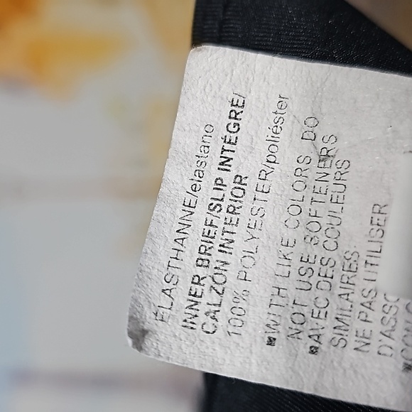 Under Armour Black Athleisure Shorts Size Small - Picture 4 of 7